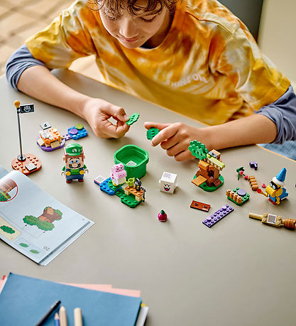 LEGO® Super Mario - Eventyr med Interaktiv L... 71440 - 210 Dele