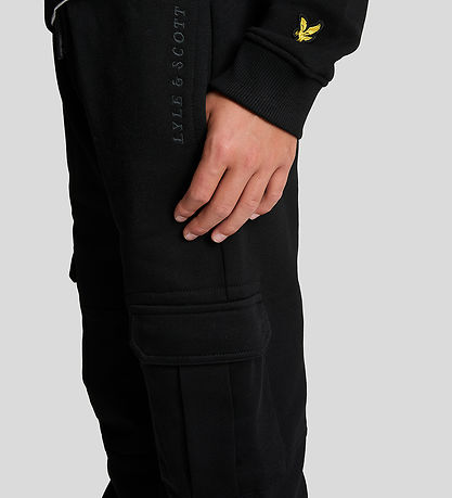 Lyle & Scott Sweatpants - Cuffed Cargo - Jet Black