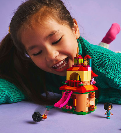 LEGO® Disney - Encanto - Encanto-minihus 43261 - 186 Dele