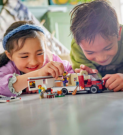 LEGO® City - Ferie-Eventyr i Autocamper 60454 - 385 Dele