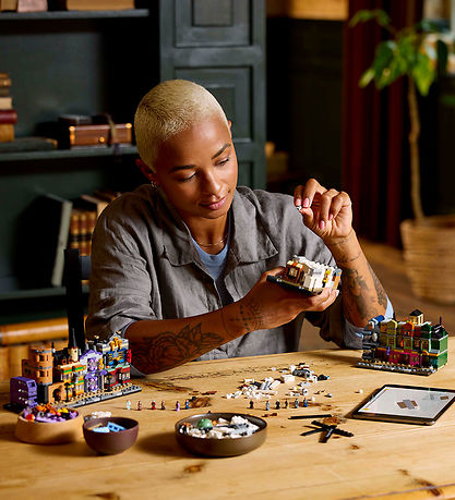 LEGO® Harry Potter - Diagonalstrædes Butikker 76444 - 2750 Dele