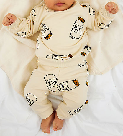 The New Siblings Sweatpants - TnsbNilos - White Swan AOP