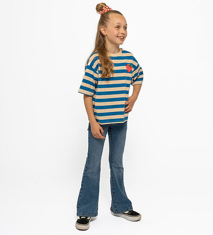 The New T-shirt - TnNanny - White Swan Striped