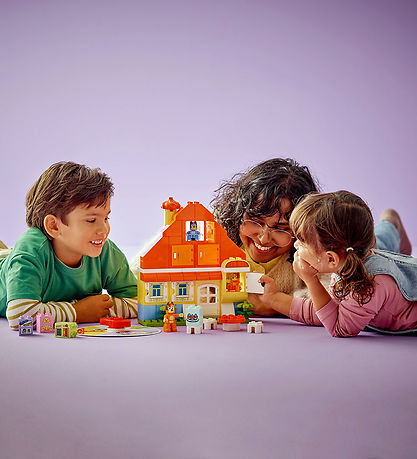 LEGO® DUPLO - Blueys Families Hus Med Huskespil 10459 - 83 Dele