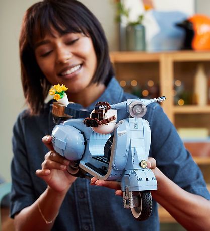 LEGO® Icons - Vespa 125 10298 - 1107 Dele