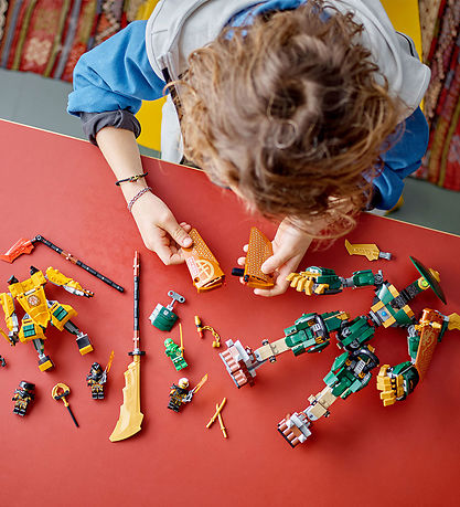LEGO® Ninjago - Lloyd og Arins Ninjateam-mechs 71794 - 764 Dele