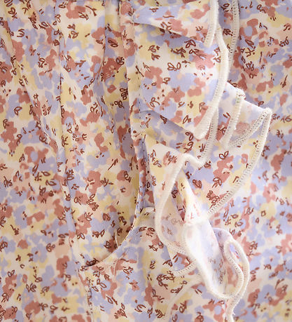 En Fant Shorts - AOP - Eggnog m. Blomster