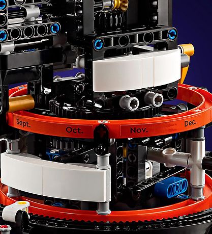 LEGO® Technic - Jorden og Månen i Kredsløb 42179 - 526 Dele