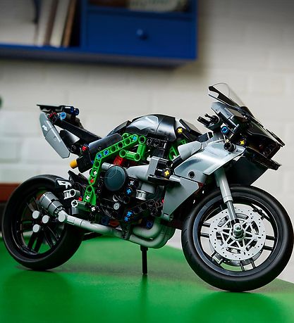 LEGO® Technic - Kawasaki Ninja H2R-Motorcykel 42170 - 643 Dele