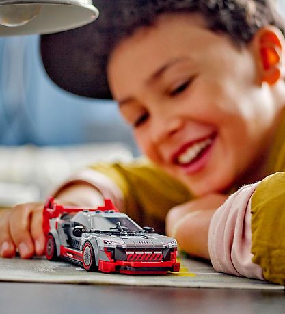LEGO® Speed Champion - Audi S1 e-tron Quattr... 76921 - 274 Dele