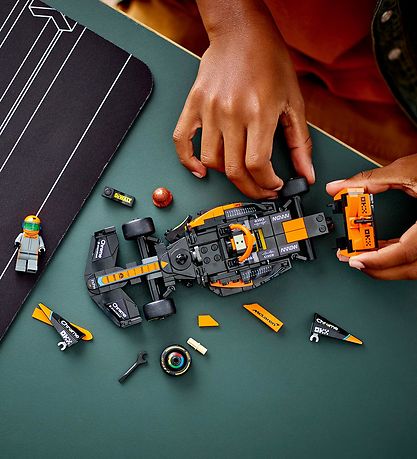 LEGO® Speed Champions - McLaren Formel 1-rac... 76919 - 245 Dele
