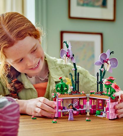LEGO® Disney - Isabelas Blomsterkrukke 43237 - 641 Dele