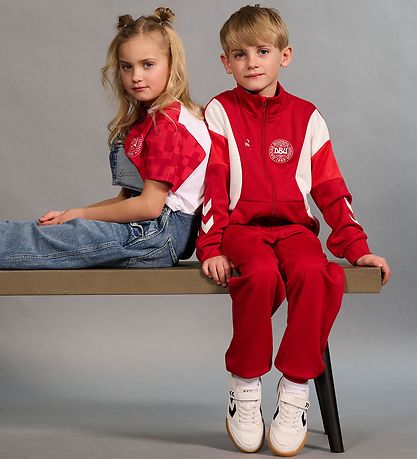 Hummel Bukser - DBU Track - Chili Pepper
