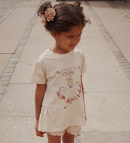 Konges Sløjd Sæt - T-shirt/Shorts - Famo Frill - Smoke Gray