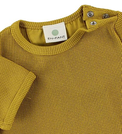 En Fant T-Shirt - Karrygul m. Hulmønster