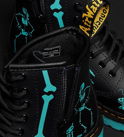 Dr. Martens Støvler - Skelly Print Hydro
