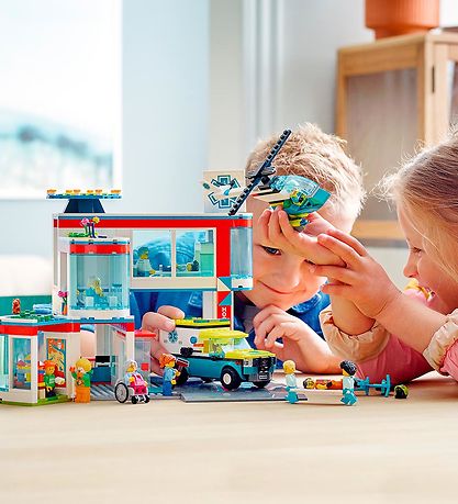 LEGO® City - Hospital 60330 - 816 Dele