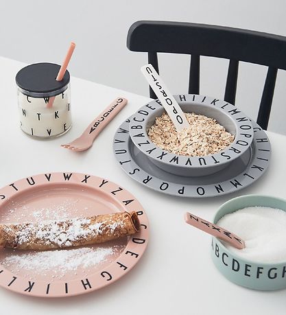 Design Letters Skål - Tritan - 15,5 cm - Eat & Learn - Grå