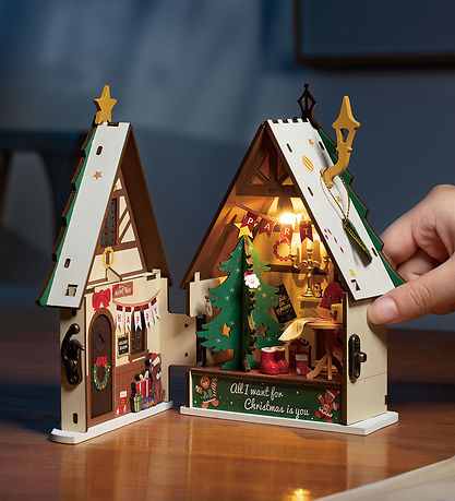 Rolife Miniature-diorama - DIY - Twinkling Christmas House DS036