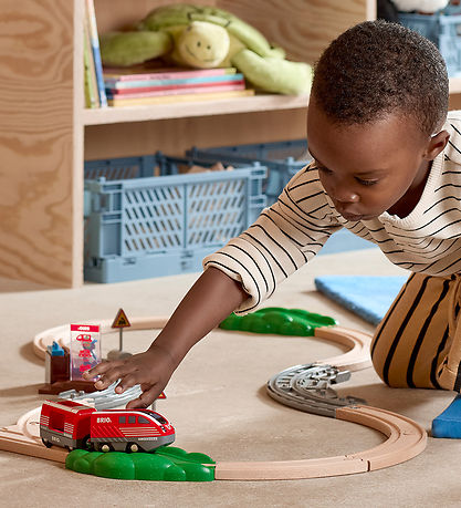 BRIO World Zieh & Rutscheisenbahn-Set