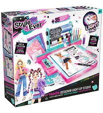 Style 4 Ever Fashion Designer Light-Up Studio