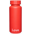 Design Letters Termoflaske 500 ml - Love - Cherry Tomato