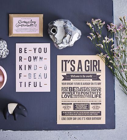 I Love My Type Plakat - A3 - Love Typography - It's A Girl