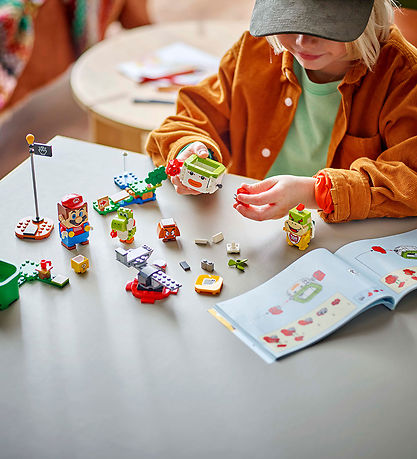 LEGO® Super Mario - Eventyr Med Interaktiv L... 71439 - 218 Dele