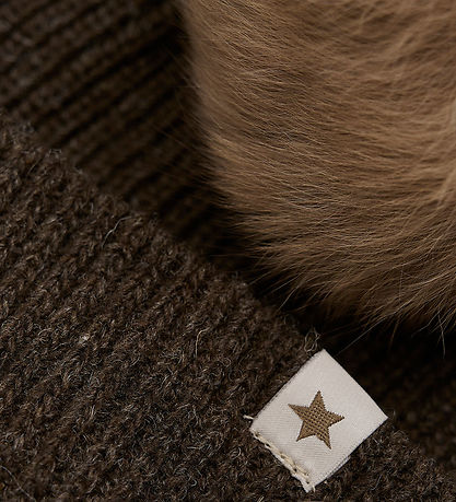 Huttelihut Hue - Uld/Bomuld - Strik - Dark Brown Melange m. Kvas Huttelihut Hue - Uld/Bomuld - Strik - Dark Brown Melange m. Kvas