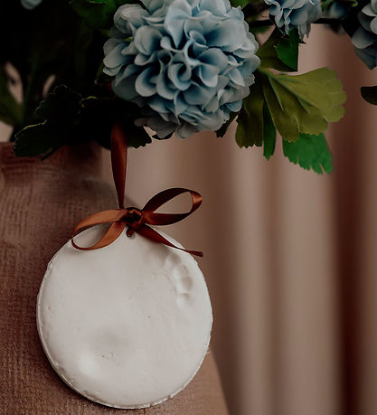 Vanilla Copenhagen Hånd- og Fodaftryksæt m. Bånd - Hvid/Rød/Brun