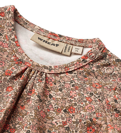 Wheat Body l/æ - Liv - Rose Flower Meadow Wheat Body l/æ - Liv - Rose Flower Meadow