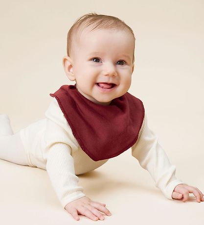 Pippi Baby Savlesmæk - Spids - New Maroon Pippi Baby Savlesmæk - Spids - New Maroon