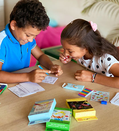 BOX CANDIY Kreasæt - Mini Aktivitetskort - 16 stk. - Totally Min BOX CANDIY Kreasæt - Mini Aktivitetskort - 16 stk. - Totally Min