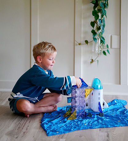 Magna-Tiles Magnetsæt - 32 Dele - Space + MicroMAGS Magna-Tiles Magnetsæt - 32 Dele - Space + MicroMAGS