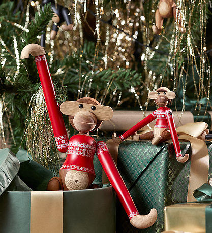 Kay Bojesen Træfigur - Abe - Julesweater 2024 - Lille - Teak/Lim Kay Bojesen Træfigur - Abe - Julesweater 2024 - Lille - Teak/Lim