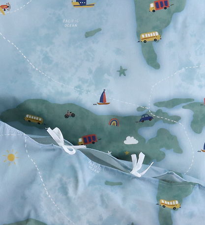 Nørgaard Madsens Sengetøj - Baby - Verdens Have