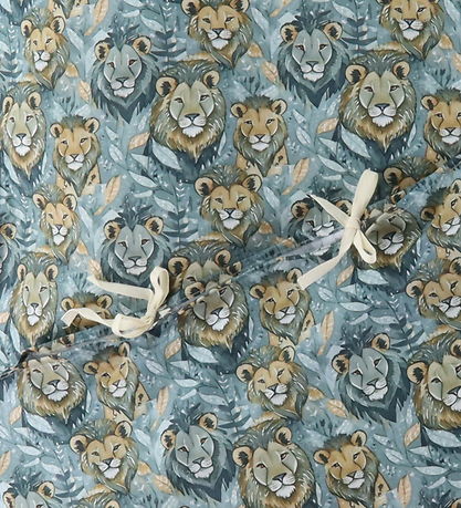 Nørgaard Madsens Sengetøj - Baby - Blå m. Løver Nørgaard Madsens Sengetøj - Baby - Blå m. Løver