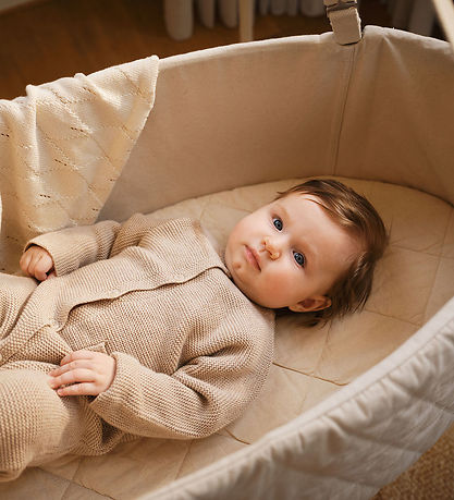 Moonboon Vugge - Oval Cradle - 81x41,8x30 cm - Nature Moonboon Vugge - Oval Cradle - 81x41,8x30 cm - Nature