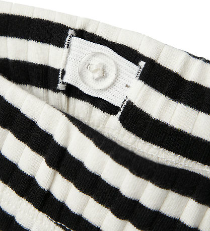 Name It Bukser - Rib - Noos - NkfSuraja - Sort m. Hvide Striber Name It Bukser - Rib - Noos - NkfSuraja - Sort m. Hvide Striber