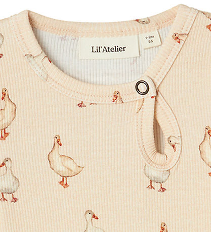 Lil' Atelier Body L/Æ - Rib - NbfGavo - Sand Dollar m. Print Lil' Atelier Body L/Æ - Rib - NbfGavo - Sand Dollar m. Print