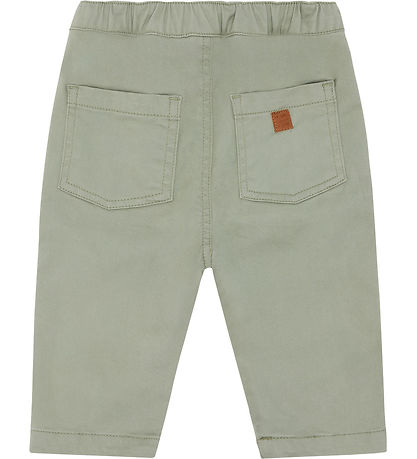 Hust and Claire Bukser - Tue - Seagrass