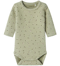 Name It Body l/æ - NbfTusia - Tea m. Blomster Name It Body l/æ - NbfTusia - Tea m. Blomster