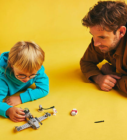 LEGO® Star Wars - Mando og Grogus N-1-stjerne... 75410 - 92 Dele LEGO® Star Wars - Mando og Grogus N-1-stjerne... 75410 - 92 Dele