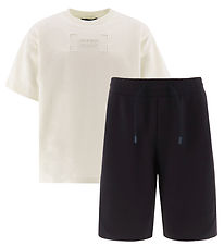 Emporio Armani T-shirt/Shorts - Off White/Navy Emporio Armani T-shirt/Shorts - Off White/Navy