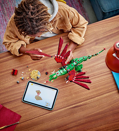 LEGO® Creator - Middelalder-drage 31161 - 3-i-1 - 715 Dele LEGO® Creator - Middelalder-drage 31161 - 3-i-1 - 715 Dele