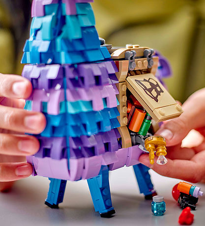 LEGO® Fortnite - Supply Llama 77071 - 691 Dele