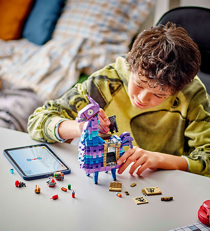 LEGO® Fortnite - Supply Llama 77071 - 691 Dele