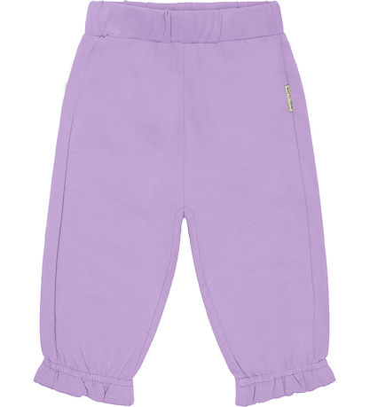 Hust and Claire Bukser - Genny - Bellflower Hust and Claire Bukser - Genny - Bellflower