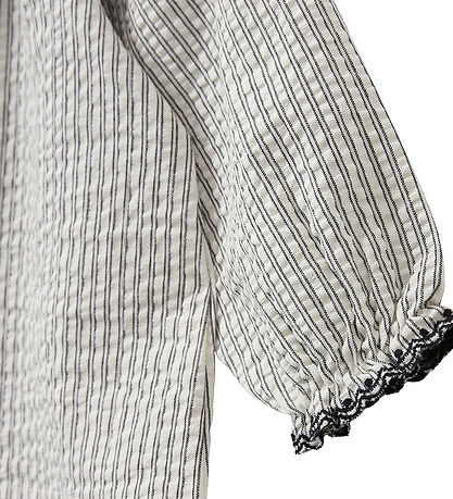 Sofie Schnoor Bluse - Black Thin Stripe Sofie Schnoor Bluse - Black Thin Stripe