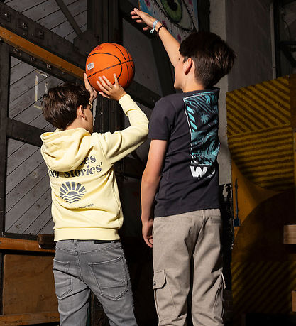 Indian Blue Jeans Hættetrøje - Lemonade m. Print Indian Blue Jeans Hættetrøje - Lemonade m. Print